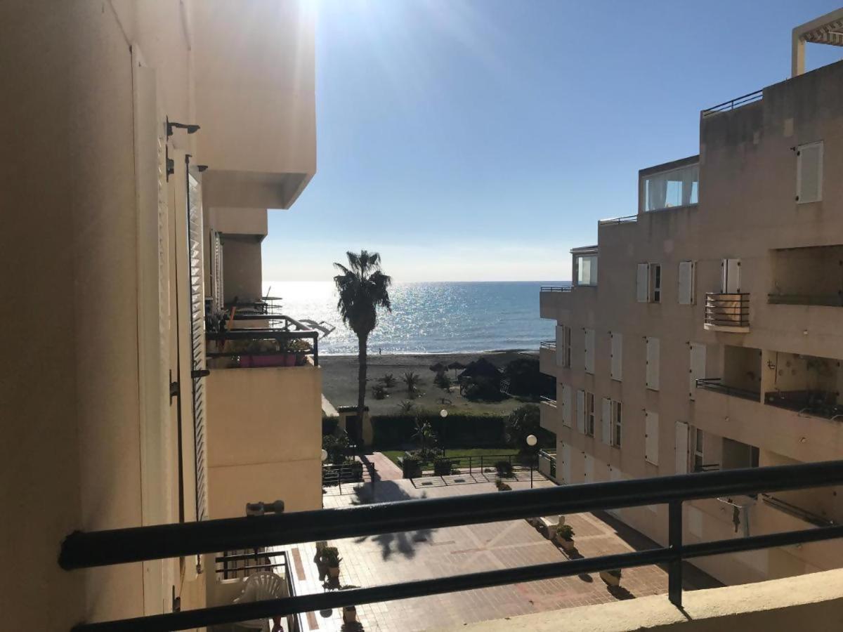 贝纳哈拉菲Espectacular Residencial En 1A Linea Con Piscina公寓 外观 照片