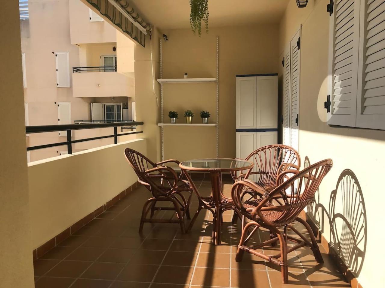 贝纳哈拉菲Espectacular Residencial En 1A Linea Con Piscina公寓 外观 照片